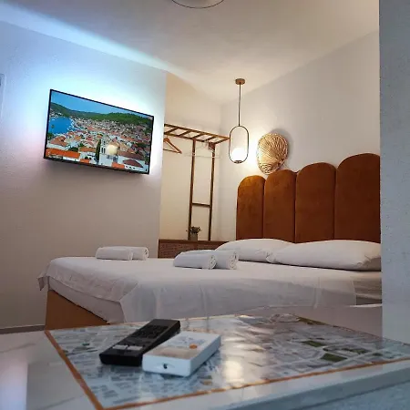 Pensionat Style Split