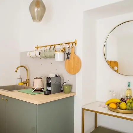 Style Guest house *